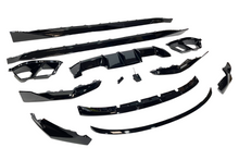 Carica l'immagine nel visualizzatore di Gallery, Body Kit BMW G80 M3 Look M Performance Nero lucido BMW G80
