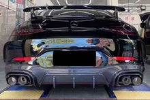 Carica l'immagine nel visualizzatore di Gallery, Body Kit Mercedes R190 Look AMG GT 4 Porte Carbonio Mercedes R190