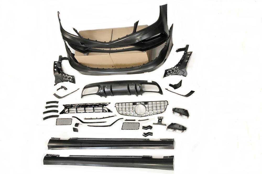 Body Kit Mercedes W204 4 Porte Look W205 Mercedes W204
