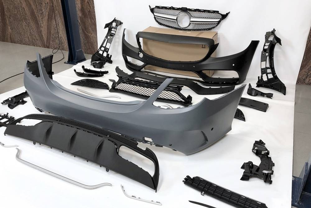 Body Kit Mercedes W205 2014-2018 4P Look C63 Mercedes W205