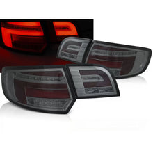 Carica l'immagine nel visualizzatore di Gallery, Barra LED rosso Fanali posteriori fumé SEQ compatibile AUDI A3 8P 5D 08-12