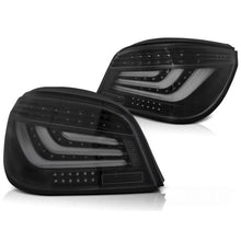 Carica l'immagine nel visualizzatore di Gallery, Barra LED Fanali posteriori neri compatibile BMW E60 07.03-02.07