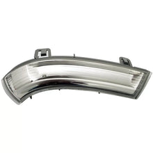 Carica l'immagine nel visualizzatore di Gallery, LED specchietto freccia destro TYC per Skoda Superb 06-08