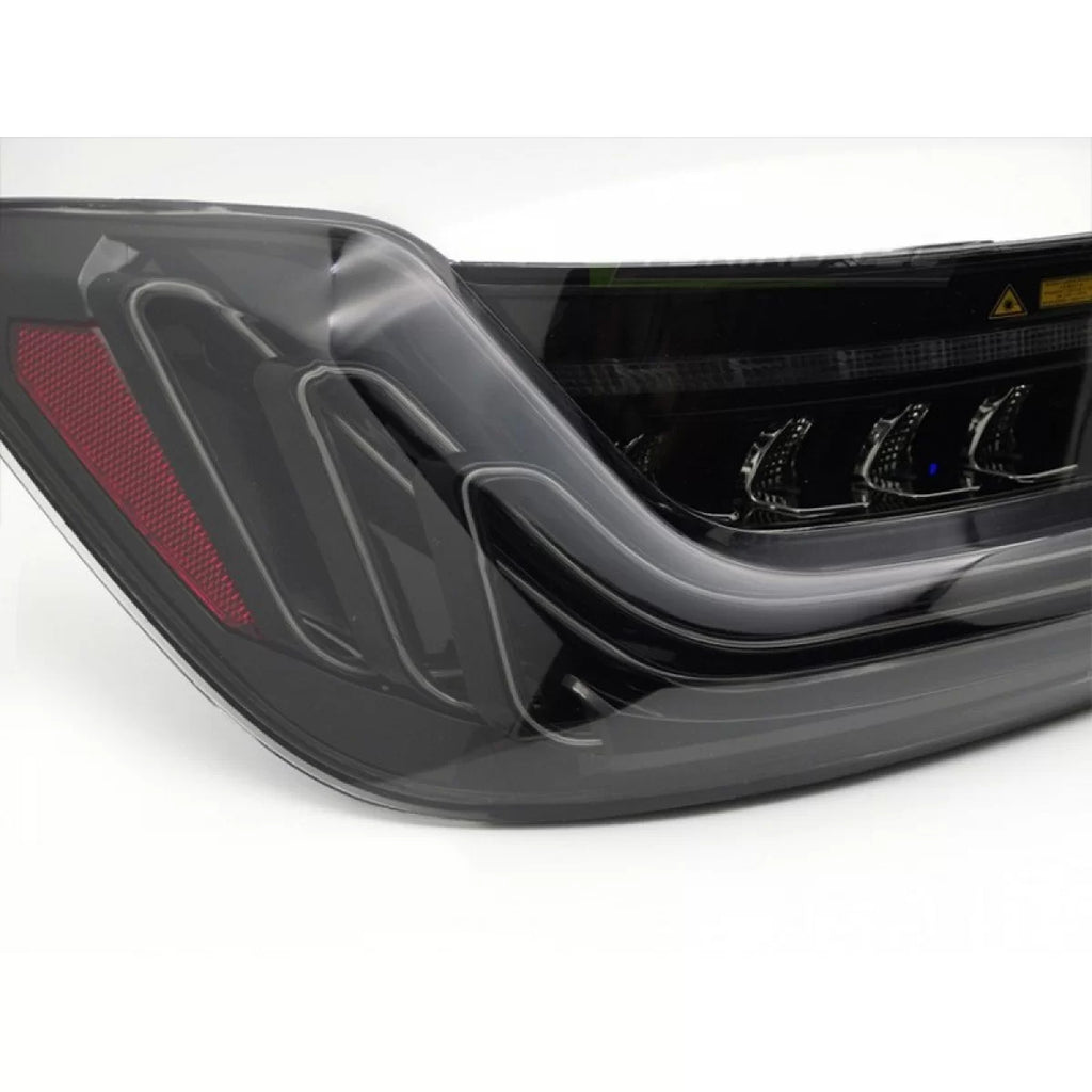 Set fanali posteriori LED per BMW Serie 3 G20 berlina 2019-2022, con fumé base, sinistro e destro