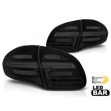 Carica l'immagine nel visualizzatore di Gallery, Set fanali posteriori LED per Porsche Cayenne 2010-2015, nero fumé base, sinistro e destro