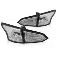 LED Fanali posteriori cromati SEQ compatibile FORD FOCUS MK 3 SW 11-18