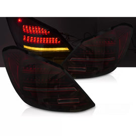 LED Fanali posteriori rossi fumé SEQ compatibile MERCEDES Classe C W205 14-21