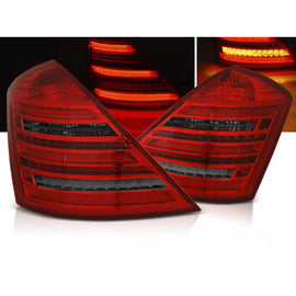 LED Fanali posteriori rossi fumé SEQ W222 stile compatibile MERCEDES W221 S-Classe 05-09