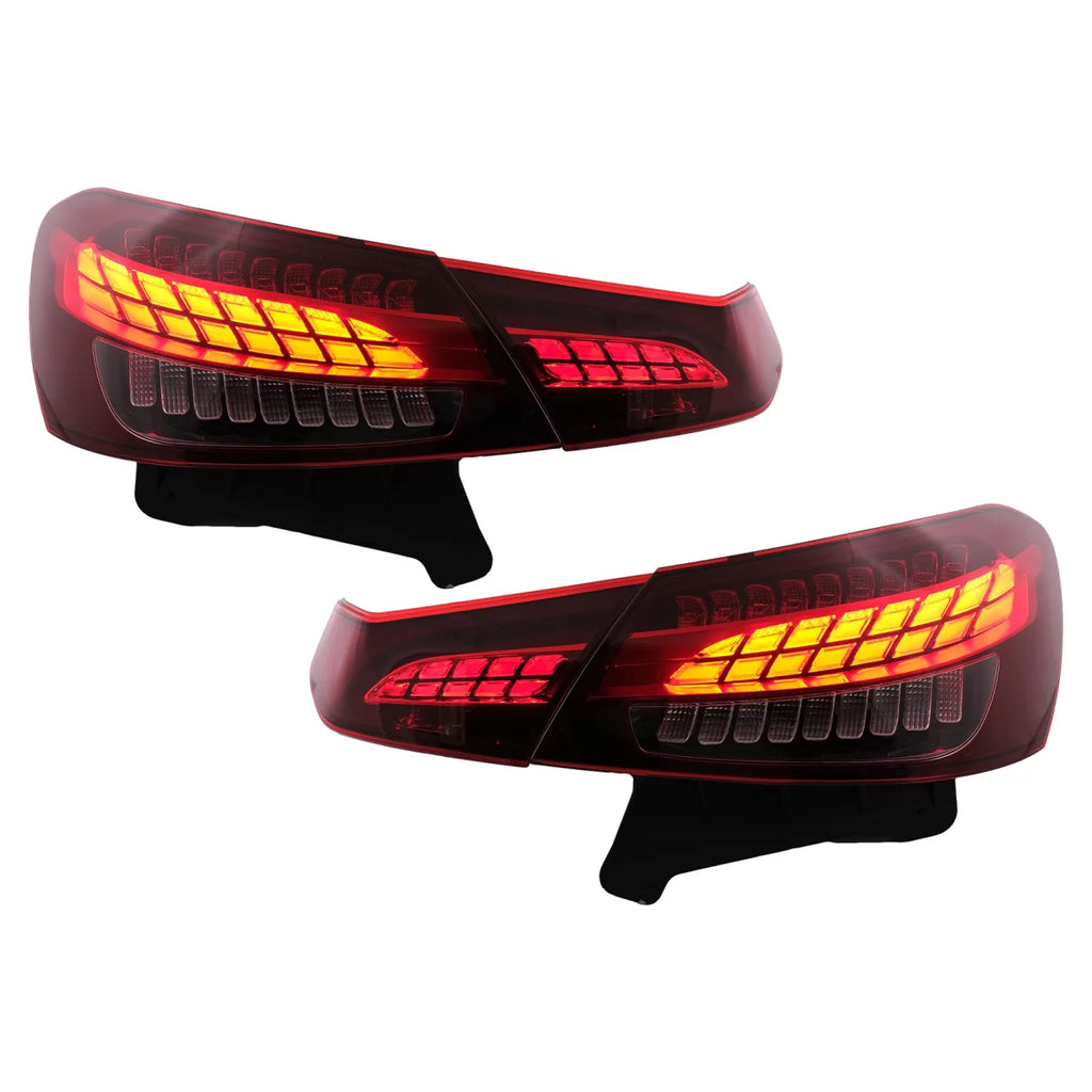 Fanali posteriori LED per Mercedes Classe E W213 (2016-2019) a restyling 2020 solo per conversione