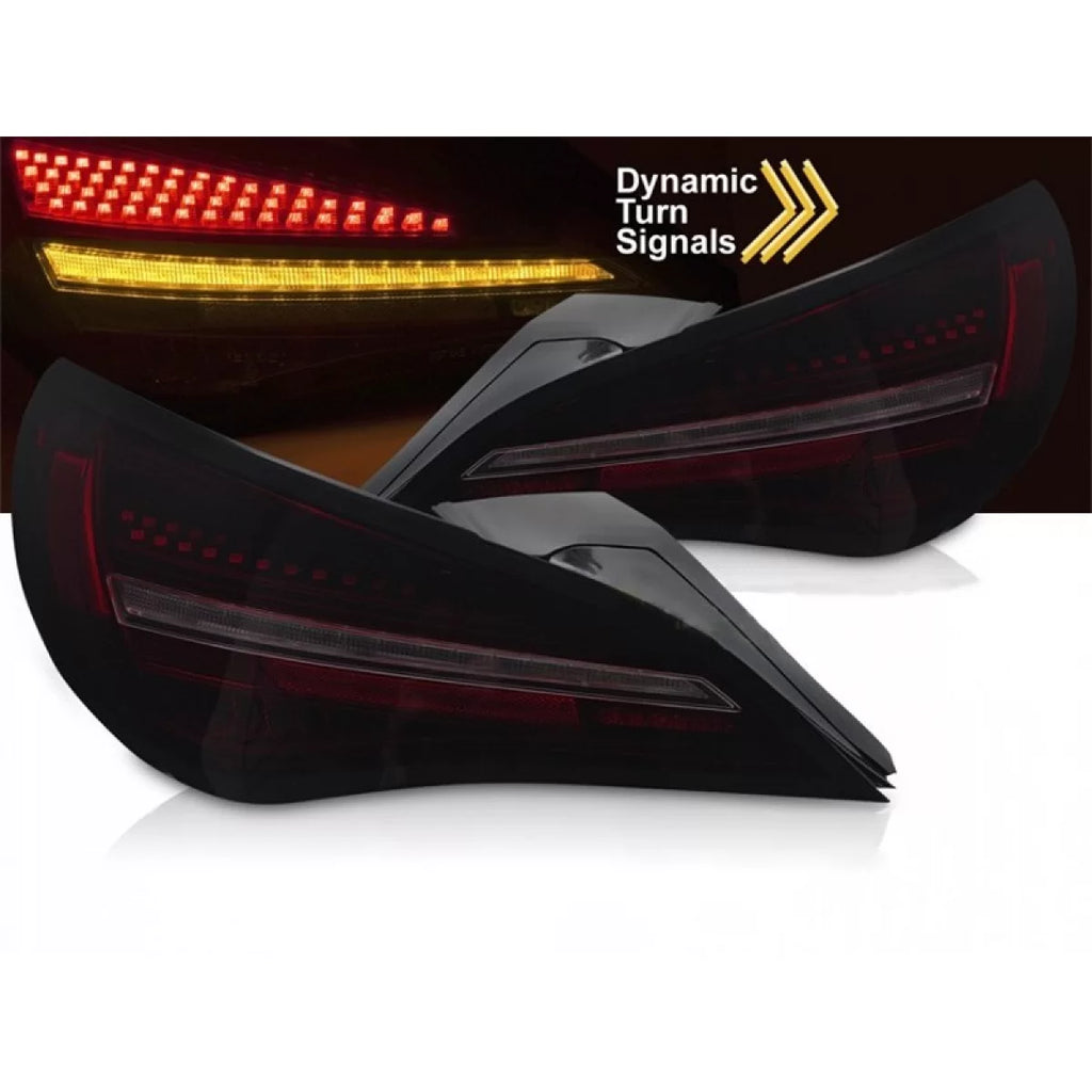 Kit fanali posteriori per Mercedes CLA C117 2013-2016 con nero-rosso fumé base e dinamico Indicatore di direzione,
