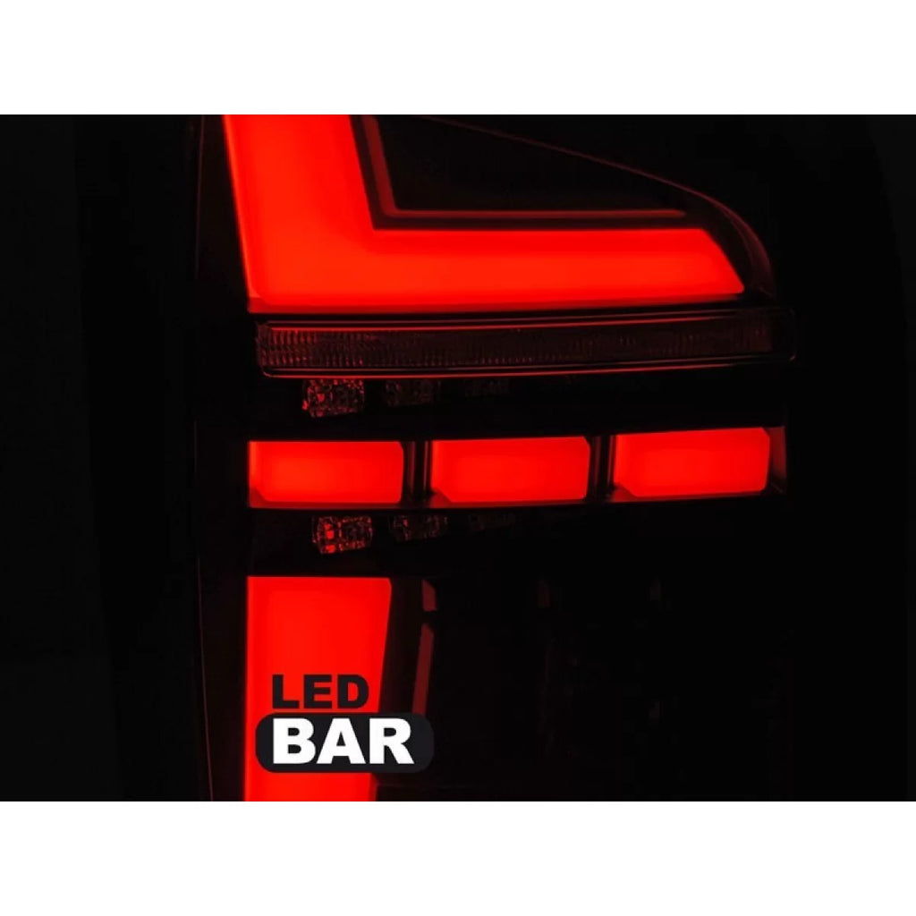 Kit fanali posteriori per VW T6 2015-2019 rosso-bianco base, sinistro e destro per il modello con di serie-installato