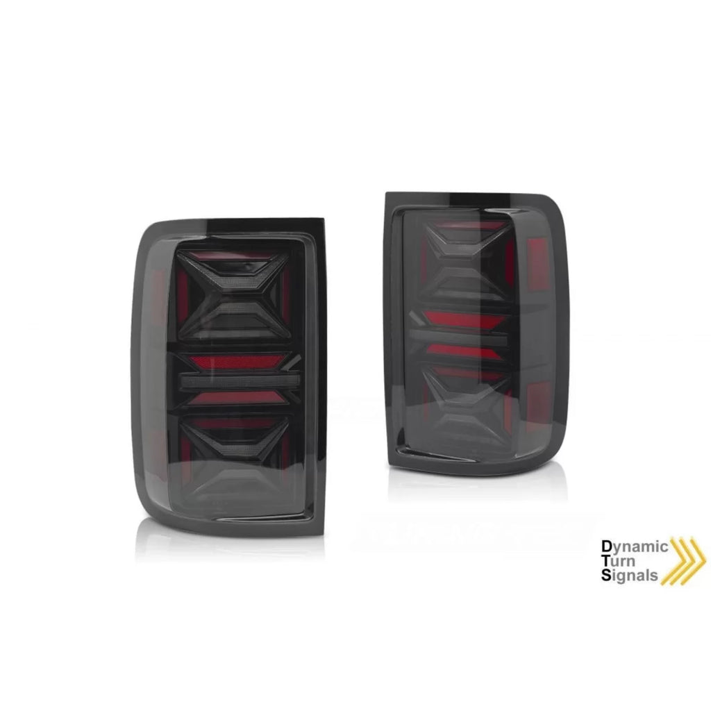 Set fanali posteriori per Volkswagen Amarok 2009-2020 con dinamico Indicatore di direzione, fumé, sinistro e destro LED