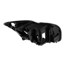 Carica l'immagine nel visualizzatore di Gallery, Scocca faro LED sinistro per Mercedes A design GT C190 2014-2018