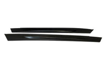 Carica l'immagine nel visualizzatore di Gallery, Minigonne BMW E90 / E91 2005-2011 Look Performance BMW E90,E91