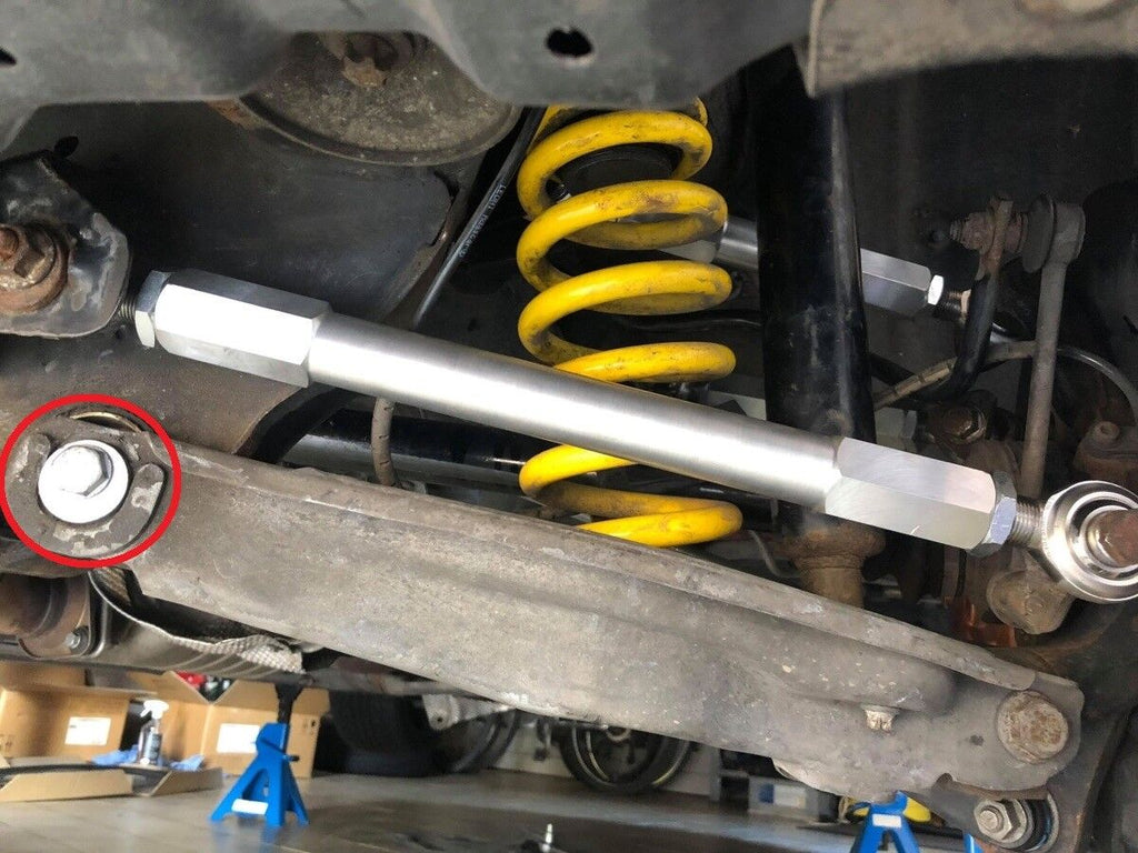 Kit cuscinetti rinforzati braccio camber posteriore FTWL BMW E8x E9x F80 F82 F83 più potenti - foto 2