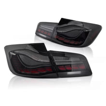 Carica l'immagine nel visualizzatore di Gallery, OLED SEQ Fanali posteriori fumé compatibile BMW F10 10-16