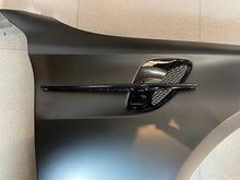 Carica l'immagine nel visualizzatore di Gallery, Parafanghi Anteriore MERCEDES W205 2014-2021 4P/COUPE/ESTATE Look GT Metal Mercedes W205