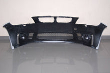 Carica l'immagine nel visualizzatore di Gallery, Paraurti Anteriore BMW E90 / E91 05-08 Look M1 BMW E90,E91