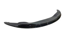 Carica l'immagine nel visualizzatore di Gallery, Paraurti Anteriore BMW E92 / E93 06-09 Tipo M-Tech spoiler anteriore BMW E92,E93