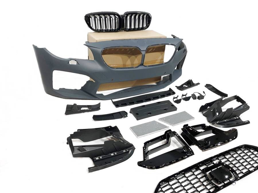Paraurti Anteriore BMW F10 / F11 / F18 2010-2016 / G30 Look M5 LCI BMW F10,F11