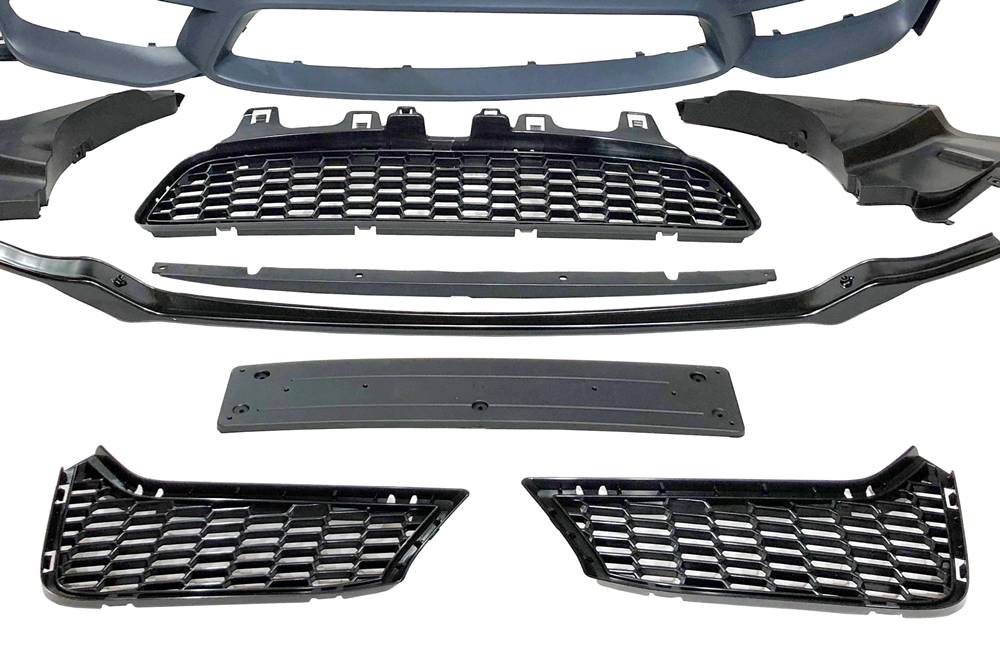 Paraurti Anteriore BMW F30-F31 Look M4 BMW F30