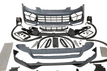 Load image into Gallery viewer, Paraurti Anteriore Porsche Cayenne 2011-2014 Look 2020 Turbo Spoiler Porsche Cayenne