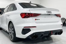 Carica l'immagine nel visualizzatore di Gallery, Paraurti Posteriore Audi A3 8Y Sedan 2019-2024 Look RS3 Audi A3