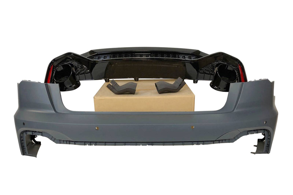 Paraurti Posteriore Audi A6 C8 4 Porte Look RS6 Audi A6