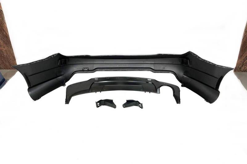 Paraurti Posteriore Mercedes W204 07-13 2-4P 1 Scarico Look AMG ABS Mercedes W204