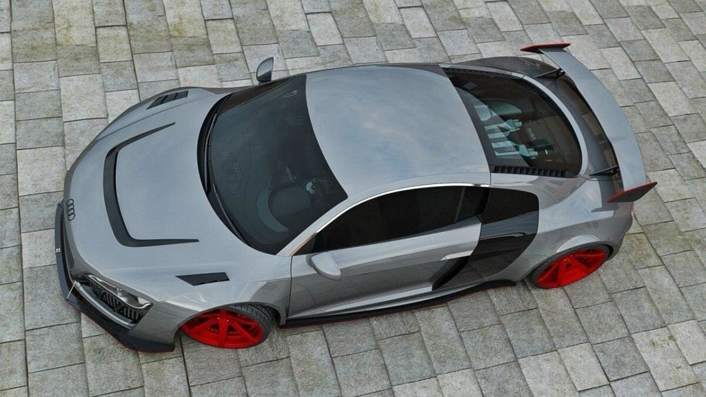Body kit Maxton Design per Audi R8 Mk1 montato sulla vettura, vetroresina e ABS non verniciati
