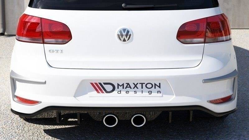 Body kit Maxton Design look R400 per Volkswagen Golf Mk6, vetroresina e ABS — vista ravvicinata