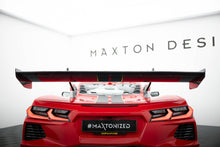Load image into Gallery viewer, Alettone Chevrolet Corvette C8 in Fibra di Carbonio — dettaglio del fissaggio