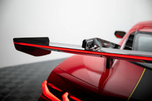 Load image into Gallery viewer, Alettone Chevrolet Corvette C8 in Fibra di Carbonio + LED — vista frontale
