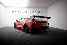 Load image into Gallery viewer, Alettone Chevrolet Corvette C8 in Fibra di Carbonio + LED — dettaglio della superficie