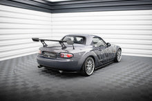 Carica l'immagine nel visualizzatore di Gallery, Alettone Mazda MX-5 NC in Fibra di Carbonio (Hardtop) — particolare del bordo