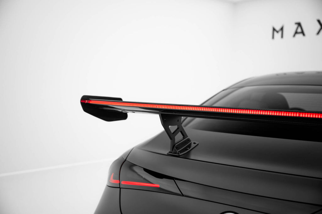 Alettone V.2 Mercedes CLE C236 AMG-Line in Fibra di Carbonio + LED — vista laterale