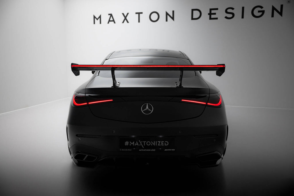 Alettone V.2 Mercedes CLE C236 AMG-Line in Fibra di Carbonio + LED — dettaglio del fissaggio
