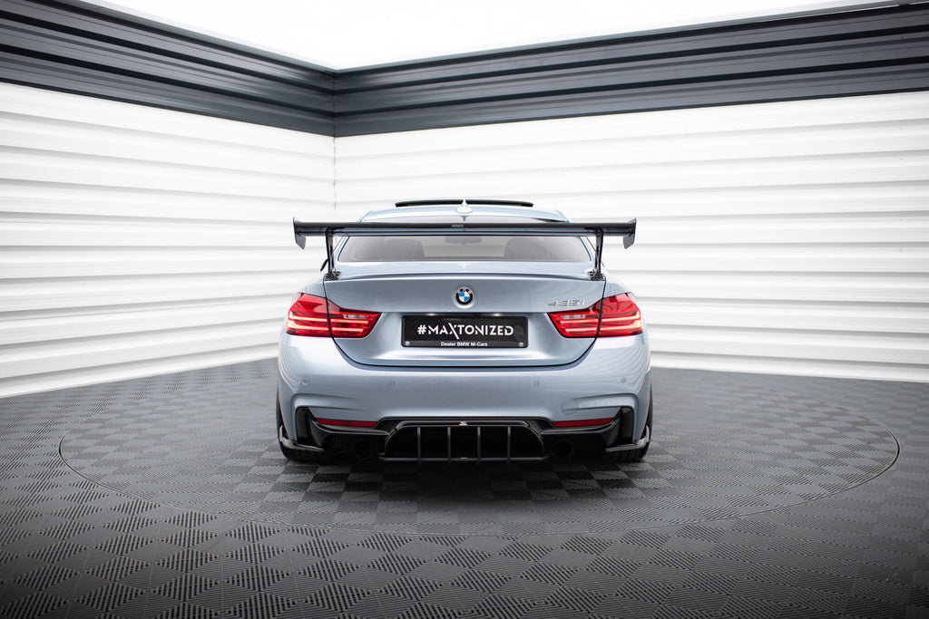 Alettone BMW Serie 4 Coupé F32 M-Pack in Fibra di Carbonio (con montanti esterni) — particolare del bordo