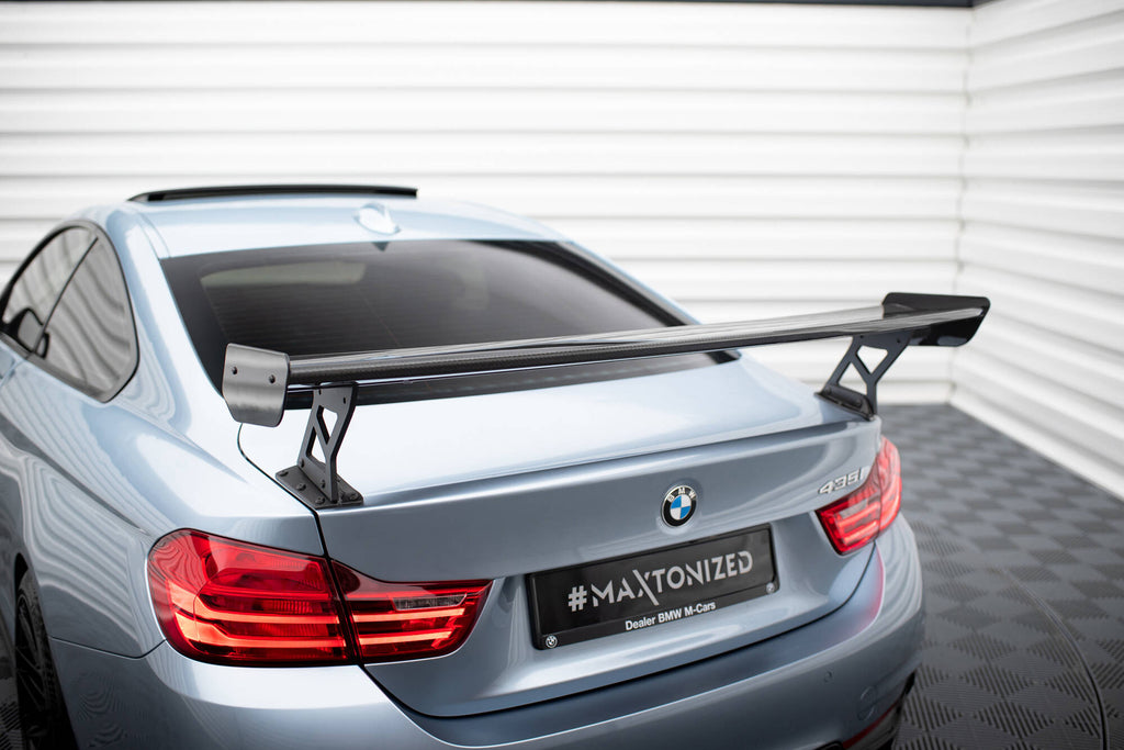 Alettone BMW Serie 4 Coupé F32 M-Pack in Fibra di Carbonio (con montanti esterni) — dettaglio della superficie