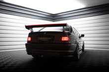 Carica l'immagine nel visualizzatore di Gallery, Alettone BMW Serie 3 Coupé E46 in Fibra di Carbonio + LED (con montanti esterni) — vista dall'alto