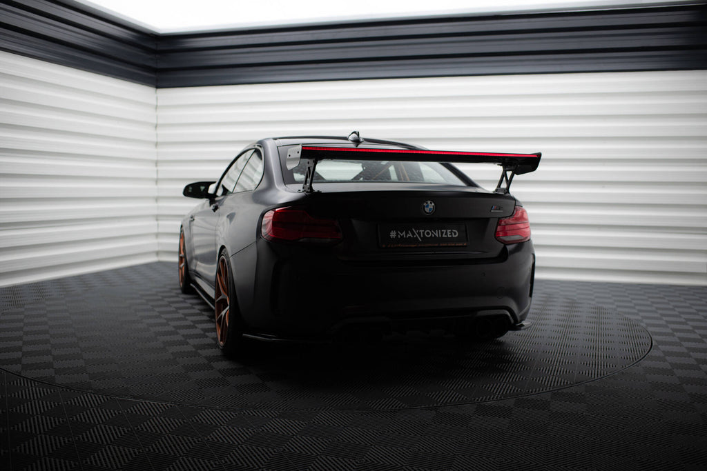 Alettone BMW Serie M2 F87 M-Pack in Fibra di Carbonio + LED (con montanti esterni) — vista d'insieme