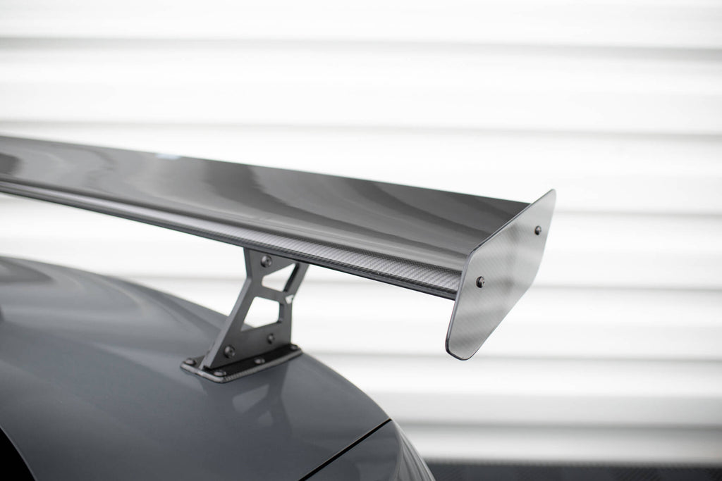 Alettone BMW Serie 3 Coupé E92 M-Pack in Fibra di Carbonio + LED (con montanti interni) — dettaglio della superficie