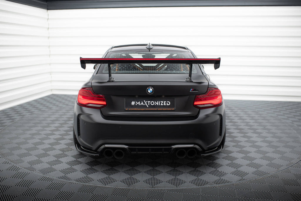Alettone BMW Serie M2 F87 M-Pack in Fibra di Carbonio + LED — dettaglio del fissaggio