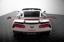 Alettone Chevrolet Corvette C7 Stingray / Grand Sport in Fibra di Carbonio + LED (con attacco swan neck superiore) — vista angolata