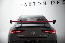 Alettone Mercedes CLA Coupé C118 AMG-Line / AMG 35 / AMG 35 Aero in Fibra di Carbonio + LED (con attacco swan neck superiore) — vista angolata