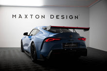 Load image into Gallery viewer, Alettone Toyota Supra Mk5 in Fibra di Carbonio + LED (con attacco swan neck superiore) — dettaglio del fissaggio