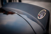 Carica l'immagine nel visualizzatore di Gallery, Spoiler ducktail Maxton Design per BMW M3 Coupé E92 — vetroresina grezza da verniciare, vista di dettaglio
