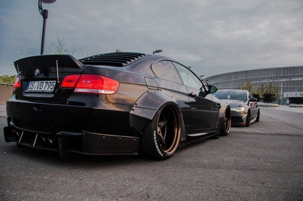 Spoiler ducktail Maxton Design per BMW M3 Coupé E92, vetroresina grezza da verniciare