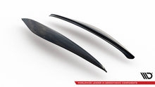 Carica l'immagine nel visualizzatore di Gallery, Palpebre fari V.1 Maxton Design per Ford Fiesta Mk7 Facelift — ABS nero lucido, vista ravvicinata