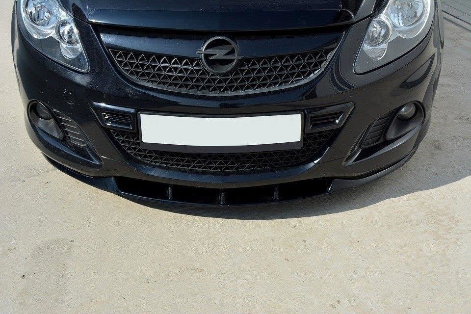 Dettaglio dello splitter anteriore in ABS per Opel Corsa D OPC / VXR